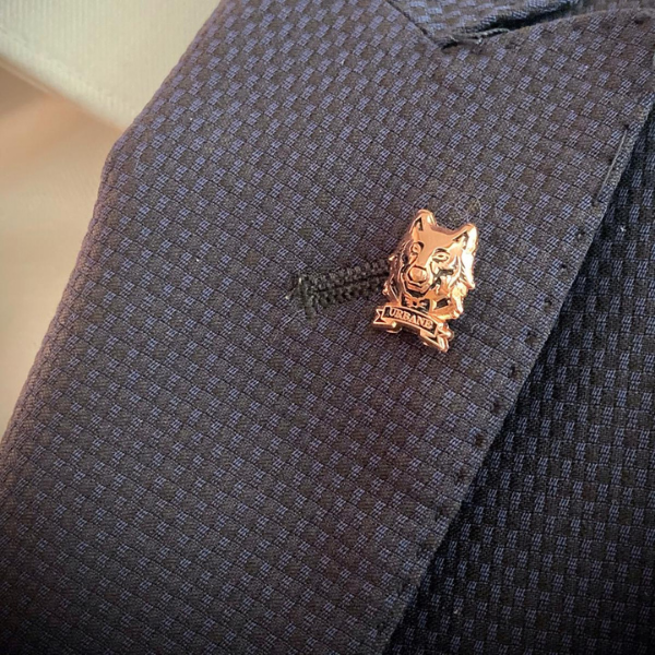 Wolf Lapel Pin (Bronze Plated)